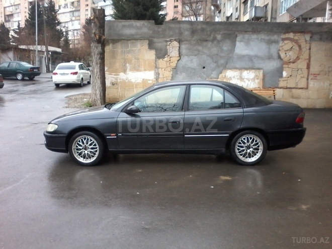 Opel Omega 1996, 250,000 km - 2.5 l - Bakı