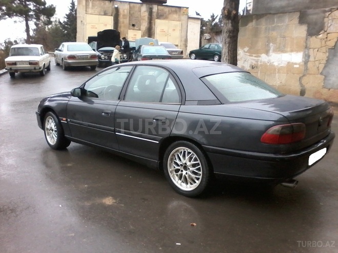 Opel Omega 1996, 250,000 km - 2.5 l - Bakı