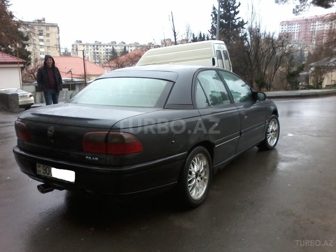 Opel Omega 1996, 250,000 km - 2.5 l - Bakı