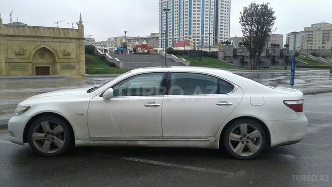 Lexus LS 460 2009, 102,000 km - 4.6 l - Bakı