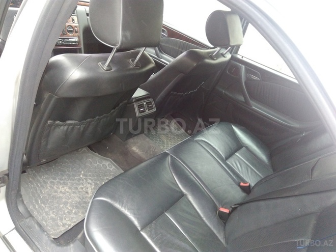 Mercedes E 240 1999, 240,000 km - 2.4 l - Bakı