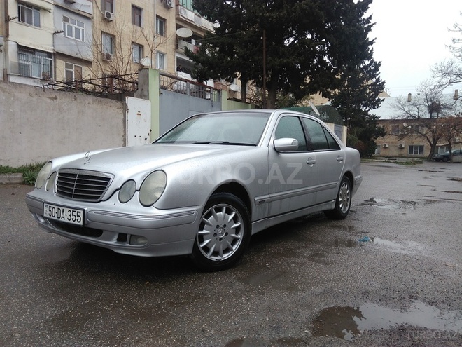 Mercedes E 240 1999, 240,000 km - 2.4 l - Bakı