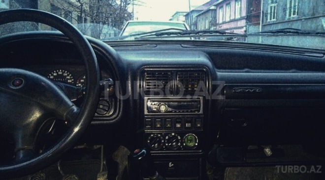GAZ 31105 2007, 159,000 km - 2.3 l - Zaqatala