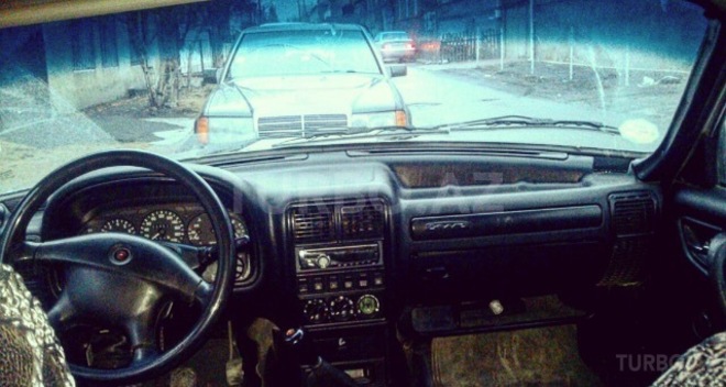 GAZ 31105 2007, 159,000 km - 2.3 l - Zaqatala