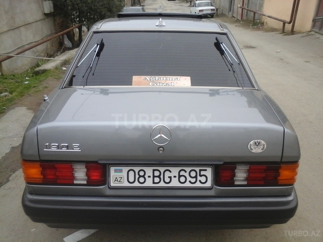 Mercedes 190 1990, 280,000 km - 2.0 l - Bakı