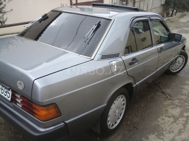 Mercedes 190 1990, 280,000 km - 2.0 l - Bakı