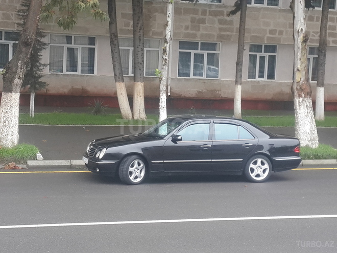 Mercedes E 270 2000, 366,000 km - 2.7 l - Ağsu