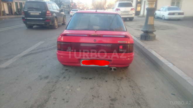 Mazda  1990, 32,500 km - 1.7 л - Bakı