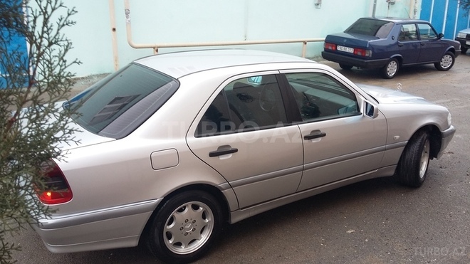 Mercedes C 200 1998, 24,963 km - 2.0 l - Bakı