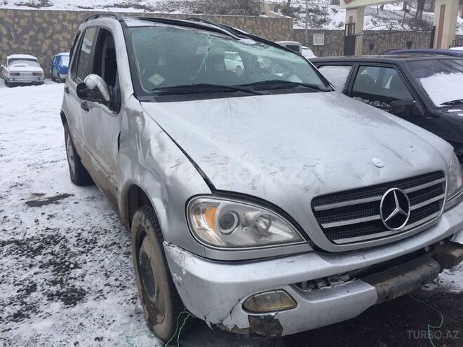 Mercedes ML 320 2002, 200,000 km - 0.3 l - Bakı