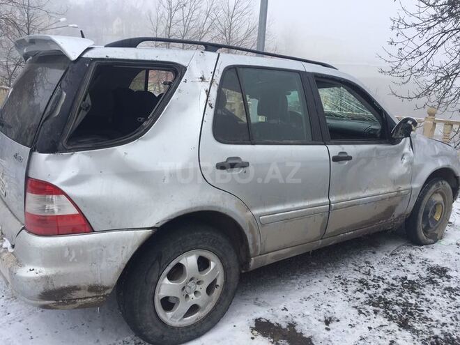 Mercedes ML 320 2002, 200,000 km - 0.3 l - Bakı