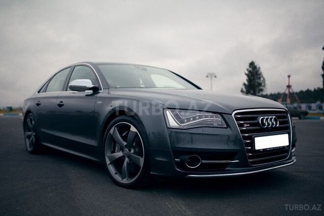 Audi S8 2013, 27,000 km - 4.2 l - Bakı