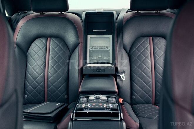 Audi S8 2013, 27,000 km - 4.2 l - Bakı
