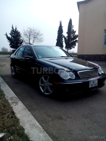 Mercedes C 230 2006, 300,000 km - 2.5 l - Bakı