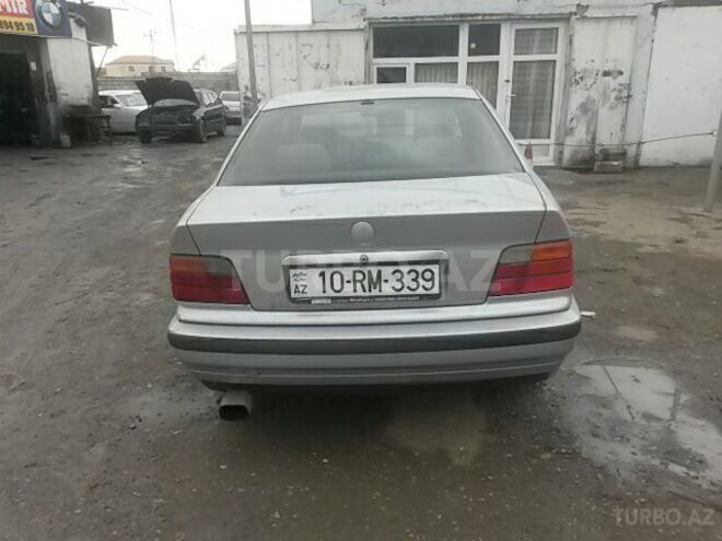 BMW 318 1996, 240,000 km - 1.8 l - Bakı