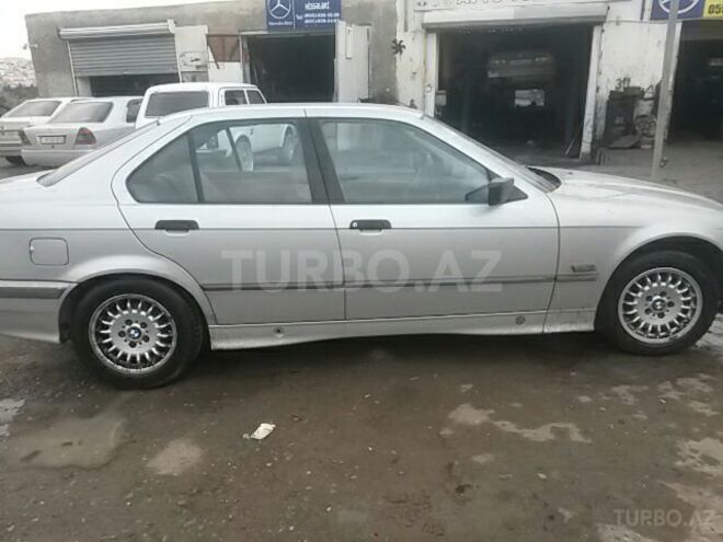 BMW 318 1996, 240,000 km - 1.8 l - Bakı