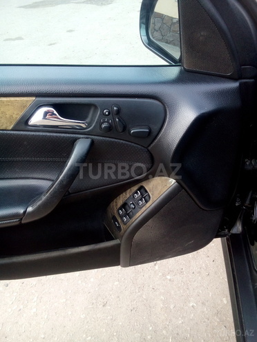 Mercedes C 230 2006, 300,000 km - 2.5 l - Bakı