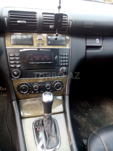 Mercedes C 230 2006, 300,000 km - 2.5 l - Bakı