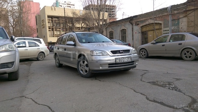 Opel Astra 1999, 218,000 km - 1.6 l - Bakı