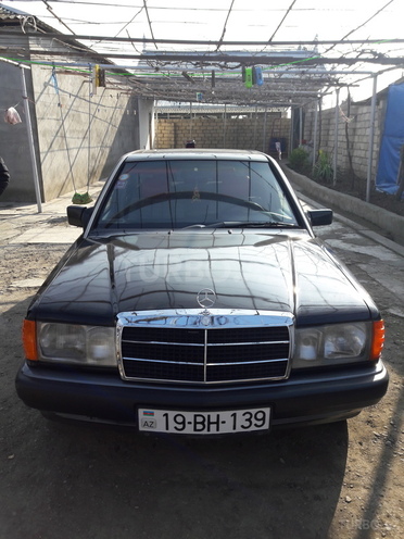 Mercedes 190 1993, 253,680 km - 2.0 l - Beyləqan