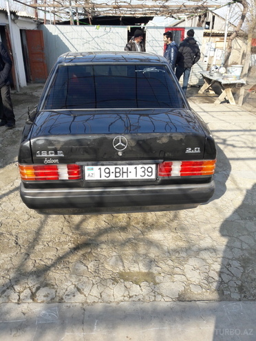 Mercedes 190 1993, 253,680 km - 2.0 l - Beyləqan
