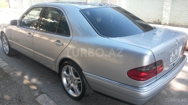 Mercedes E 320 1998, 135,000 km - 3.2 l - Bakı