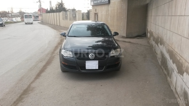 Volkswagen Passat 2005, 213,000 km - 2.0 л - Bakı