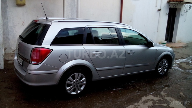 Opel Astra 2005, 215,000 km - 1.8 l - Bakı