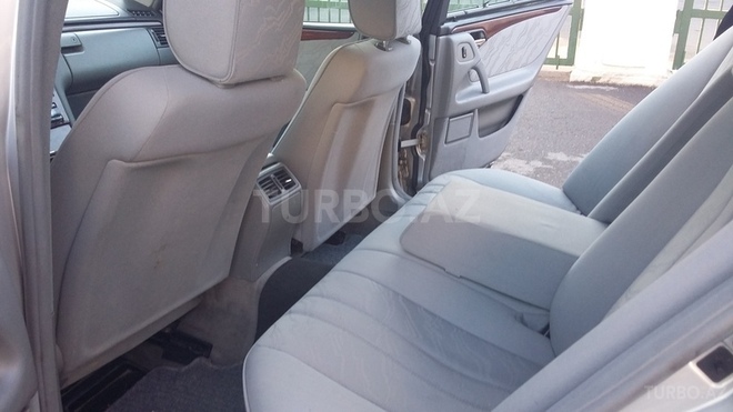 Mercedes E 200 1999, 190,000 km - 2.0 l - Yevlax