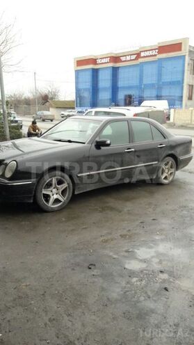 Mercedes E 270 2000, 195,366 km - 2.7 l - Bakı
