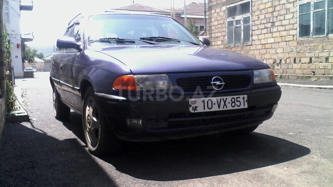 Opel Astra 1996, 345,689 km - 1.6 l - Qusar