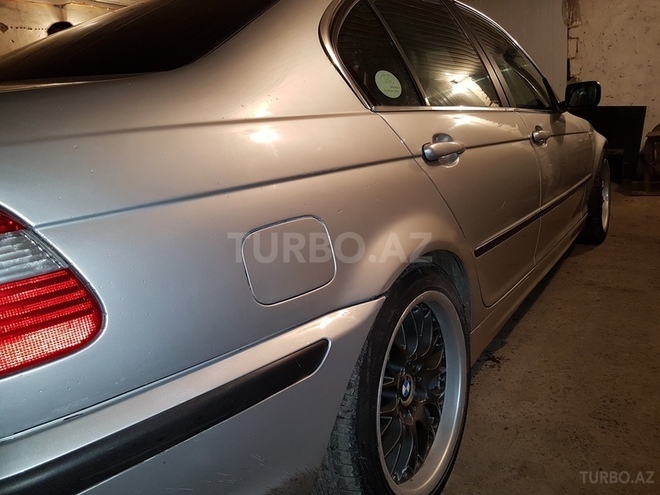 BMW 330 2003, 285,000 km - 3.0 l - Bakı