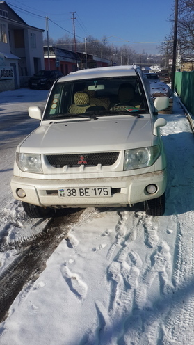 Mitsubishi Pajero io 1999, 127,000 km - 1.8 l - Qusar