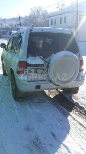 Mitsubishi Pajero io 1999, 127,000 km - 1.8 l - Qusar
