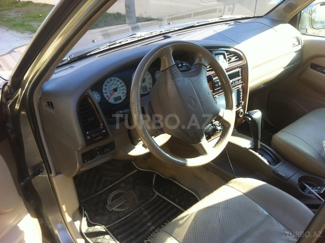 Nissan Pathfinder 2004, 150,000 km - 3.5 l - Bakı