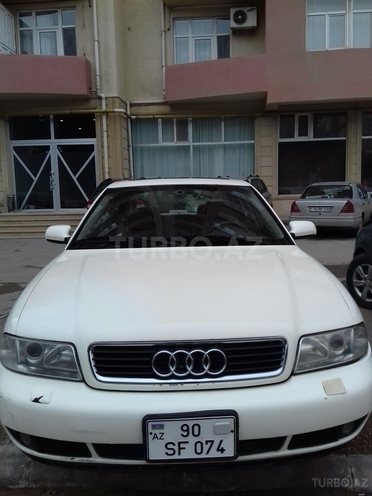 Audi A4 2001, 370,000 km - 1.8 l - Bakı