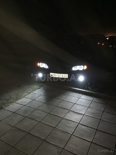 BMW 320 1999, 258,790 km - 2.0 l - Qazax