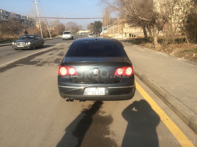 Volkswagen Passat 2005, 223,000 km - 2.0 л - Bakı