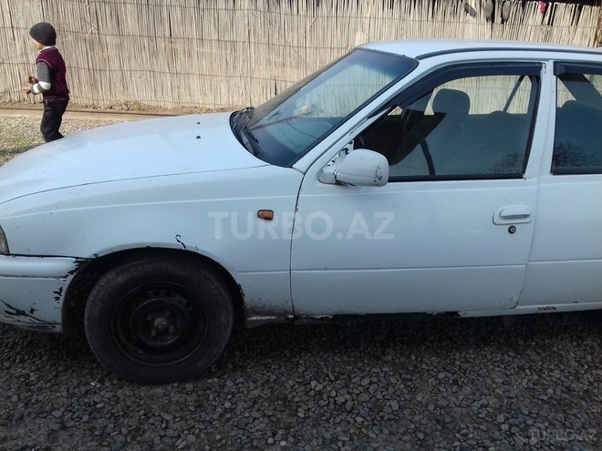 Daewoo Nexia 1996, 350,000 km - 1.5 l - Beyləqan
