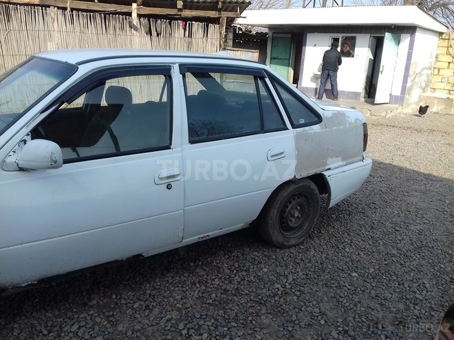 Daewoo Nexia 1996, 350,000 km - 1.5 l - Beyləqan