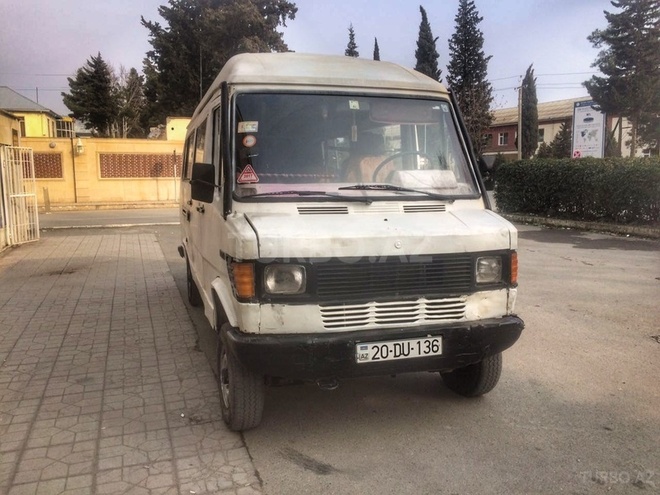 Mercedes 208 D 1994, 87,500 km - 2.5 l - Şirvan