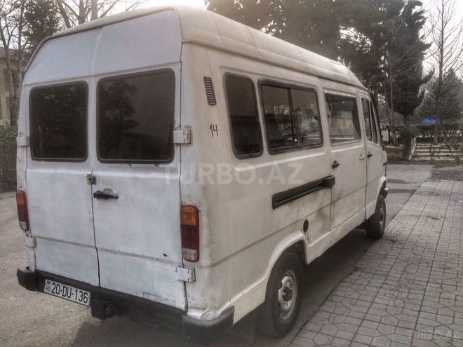 Mercedes 208 D 1994, 87,500 km - 2.5 l - Şirvan