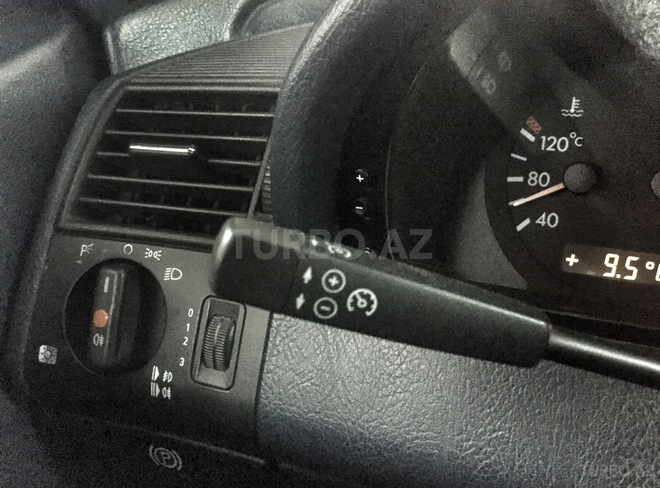Mercedes C 220 1997, 236,478 km - 2.2 l - Bakı