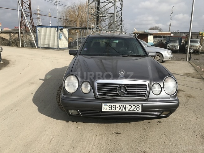 Mercedes E 240 1998, 382,000 km - 2.4 l - Xaçmaz