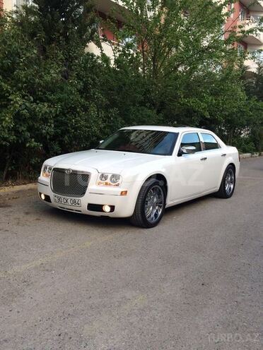Chrysler 300C 2005, 99,000 km - 3.5 l - Bakı