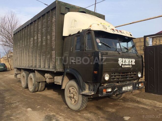 KamAz 53212 1986, 300,000 km - 11.0 l - Sumqayıt