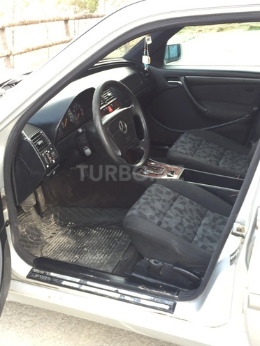 Mercedes C 240 1998, 260,000 km - 2.4 л - Bakı