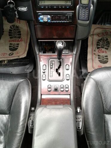 Mercedes E 230 1996, 259,000 km - 2.3 l - Bakı