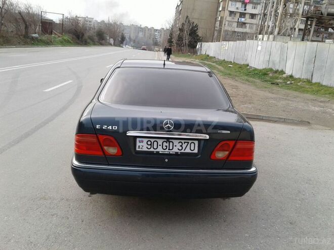 Mercedes E 230 1996, 259,000 km - 2.3 l - Bakı