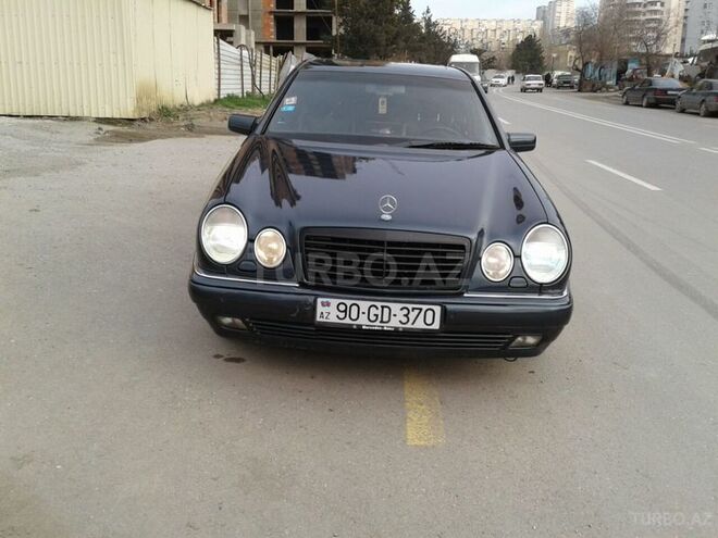 Mercedes E 230 1996, 259,000 km - 2.3 l - Bakı